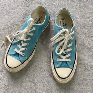 Converse Chuck Taylor All Star low top sneakers size 5